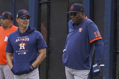 houston astros red coach.